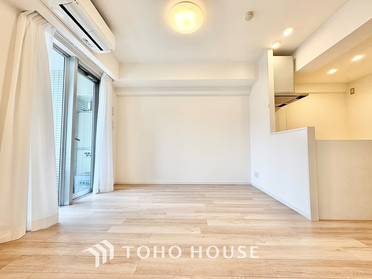 内装 ◆隠された美しさ◆流麗な音楽が流れているような繊細でいながら整然かつ堅牢なこの空間。この空間は確かに美しい。しかし、そこには美しさ以上のものが隠されている。