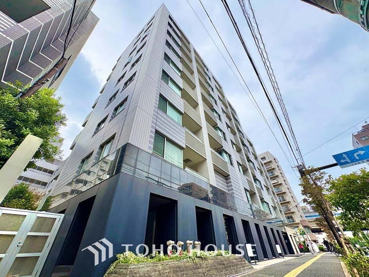 外観 ◆共有空間◆些細な事でほっぺを膨らまして怒る君。それでも僕達はこれからも一緒だよ。喧嘩をしても離れたくないから一つはさんだ同じ場所にいる。分かるよ。そこに君が