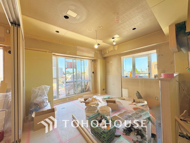 内装 「想像していた以上に広い」が写真を撮っているときの感想です。家事動線に配慮したプランによりご家族がくつろげる明るく広い空間が確保できました。