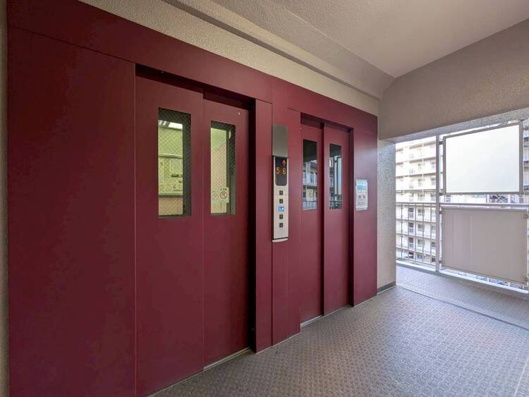 その他 エレベーター完備のため荷物が多くなっても安心。