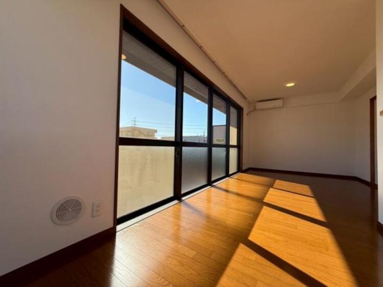 居間 【2025年11月撮影】