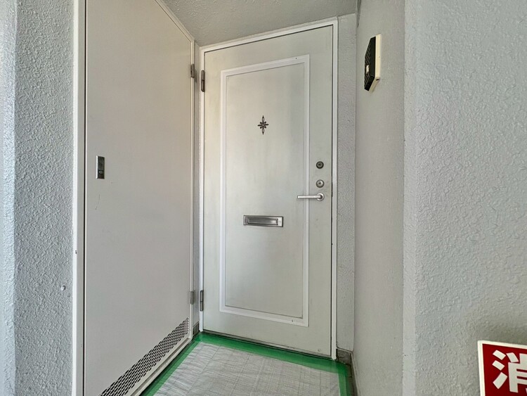 玄関 玄関を開ければ、そこは安らぎのご自宅。