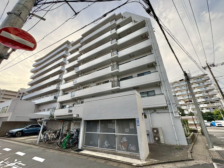 外観 ライフプランニングからローンまで、一貫してご説明させていただきます。お気軽にお問い合わせくださいませ。