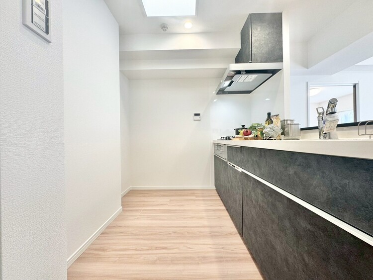 キッチン 洗練されたスタイリッシュなデザイン性と使いやすさを備えた仕様。