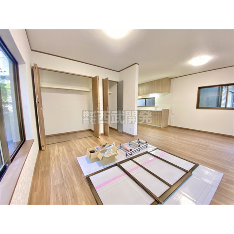 居間 明るく開放的なＬＤＫは自然と家族の会話が弾みます