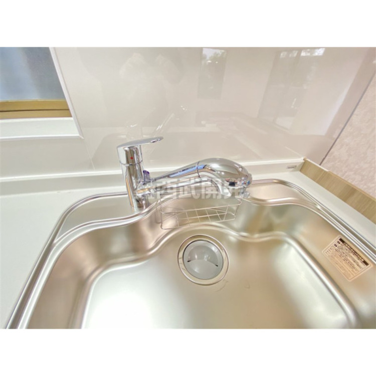 設備 カートリッジ内臓なので切り替えひとつで浄水器になりますよ