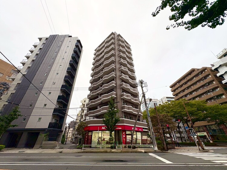 その他 飽きのこないシンプルモダンな外観です。