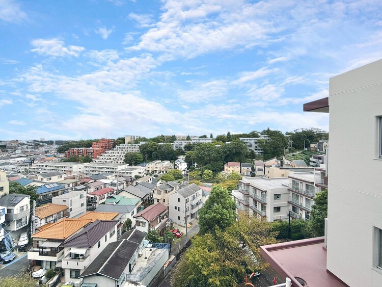 その他 眺望や窓からの景色が良いと、家で過ごす時間も快適です。