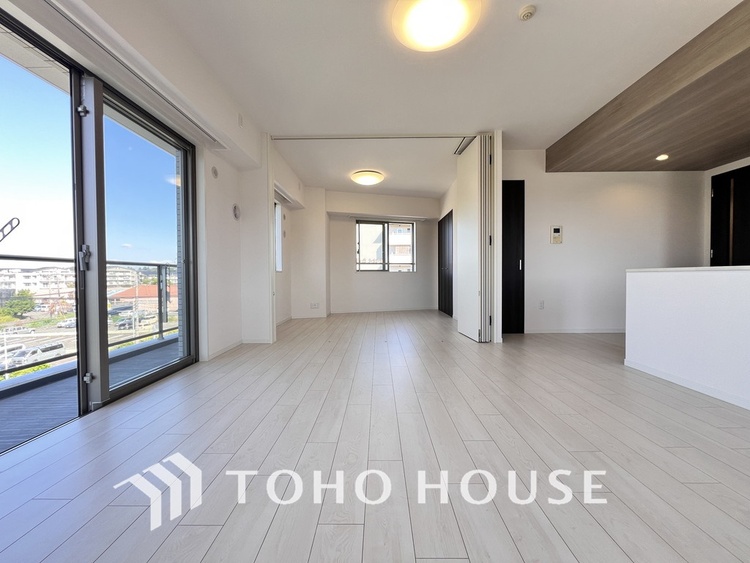 内装 ゆったりとくつろげる上質なリビングダイニング