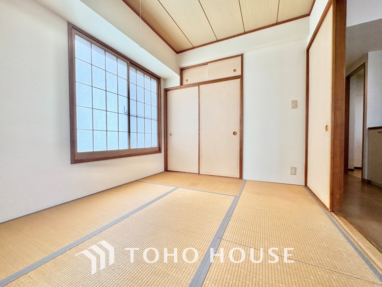 内装 寝室は一日の疲れを癒す大切な空間。快適で落ち着けるおすすめの間取りです。