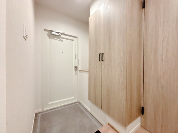 玄関 シューズボックスを完備した玄関です。