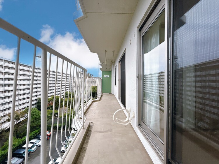 バルコニー 暮らしの中で、光と風を演出してくれるバルコニー。