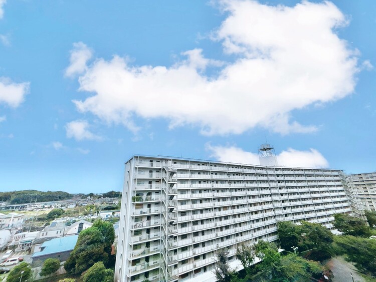 バルコニー 頬をなでる、優しい風を感じることが出来ます。