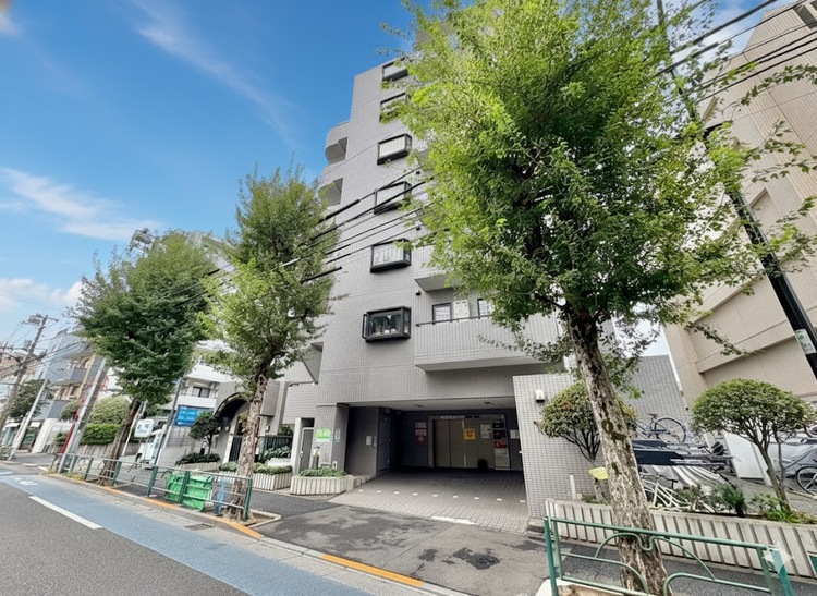 外観 資料には掲載していない情報が、現地にはたくさんあります。是非一度、現地をご確認ください。