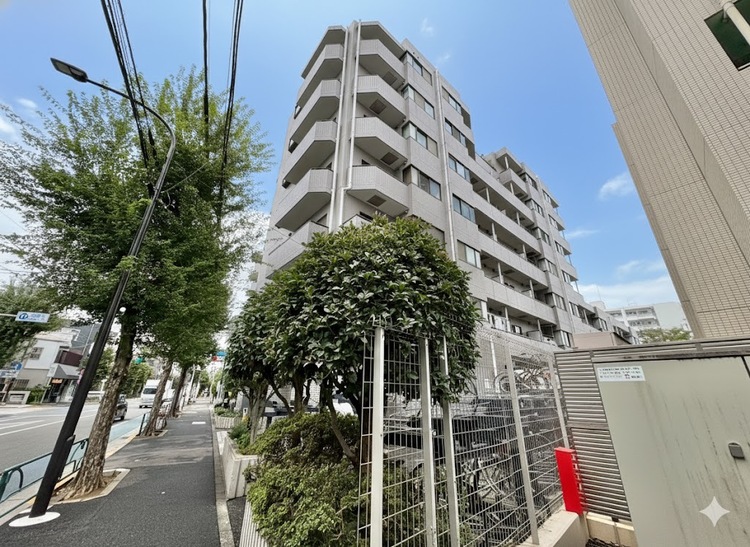 外観 現地に足をお運びいただいた際には、周辺散策などをお勧めいたします。