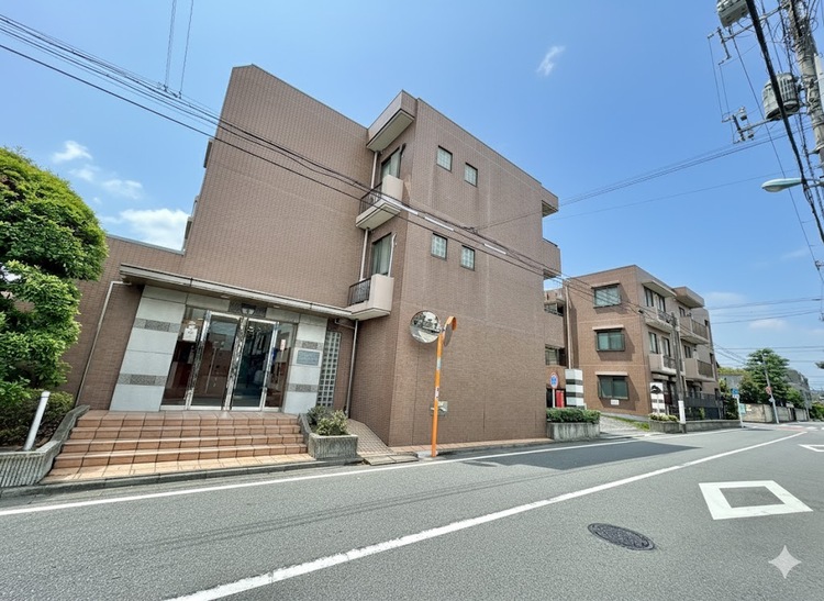 外観 資料には掲載していない情報が、現地にはたくさんあります。是非一度、現地をご確認ください。