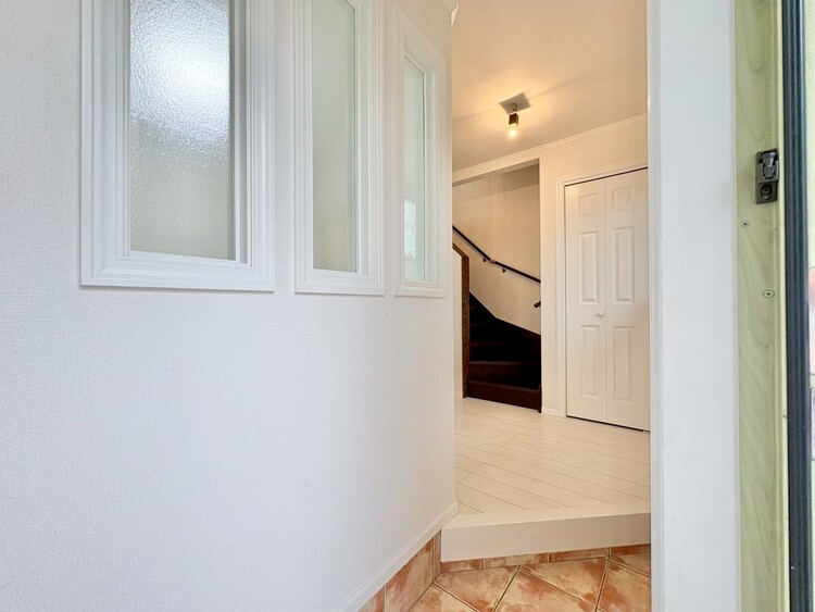 玄関 シューズボックスを完備した玄関です。