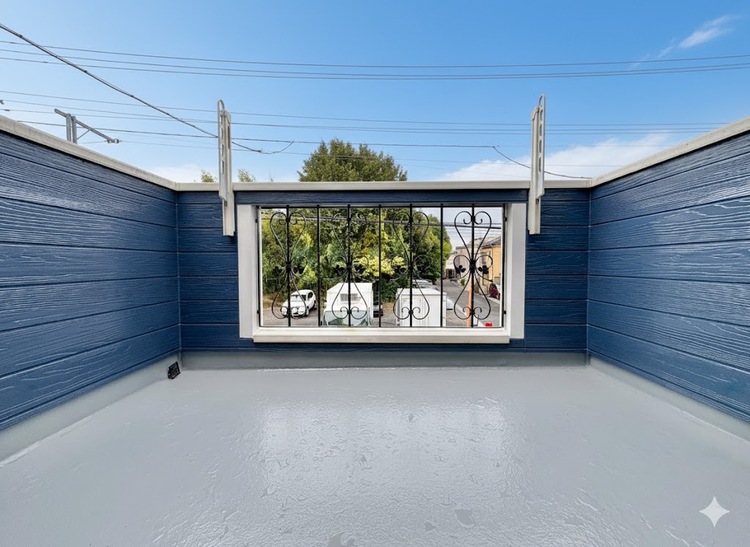 バルコニー 暮らしの中で、光と風を演出してくれるバルコニー。