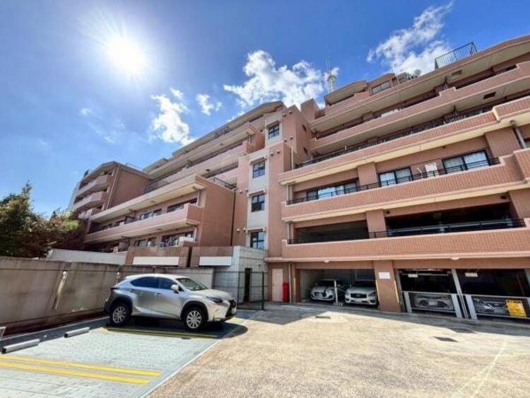 駐車場 周辺環境や街並みなど、図面だけでは分からない現地の雰囲気もぜひご確認くださいませ。