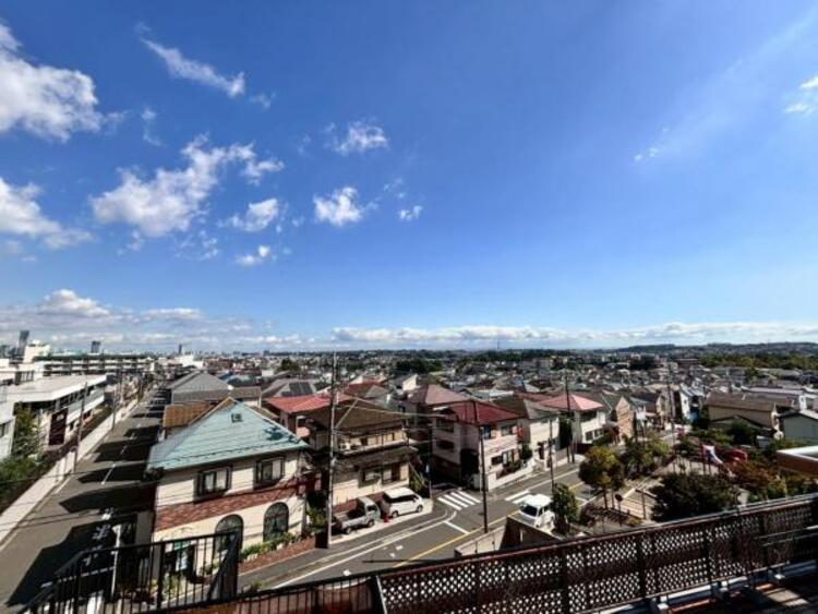 その他 この街ならではの美しい風景と、ここから紡がれる物語が始まります。