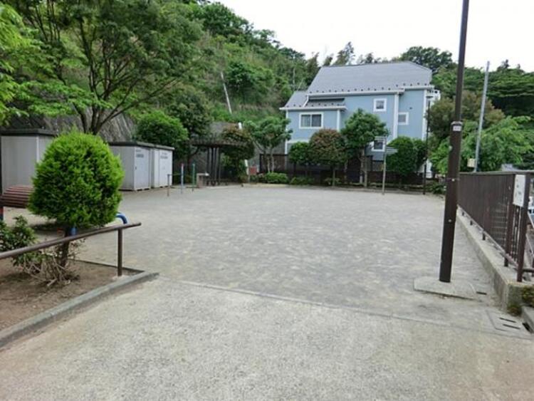 周辺 六ツ川一丁目はなみずき公園　500ｍ