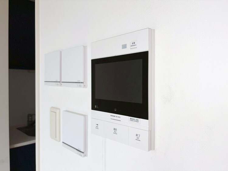 その他 誰が来てもわかる様にモニター付きインターホンを設置。