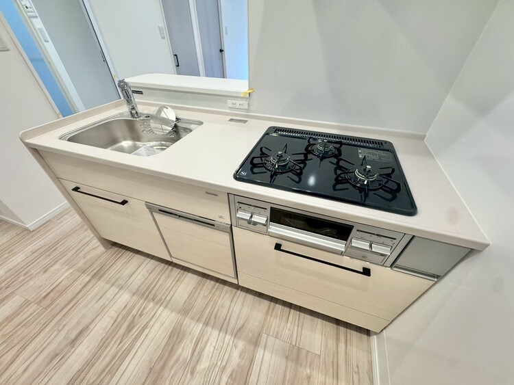 その他 開放感のあるキッチンスペース。調理をしながら、会話も弾みそうですね。