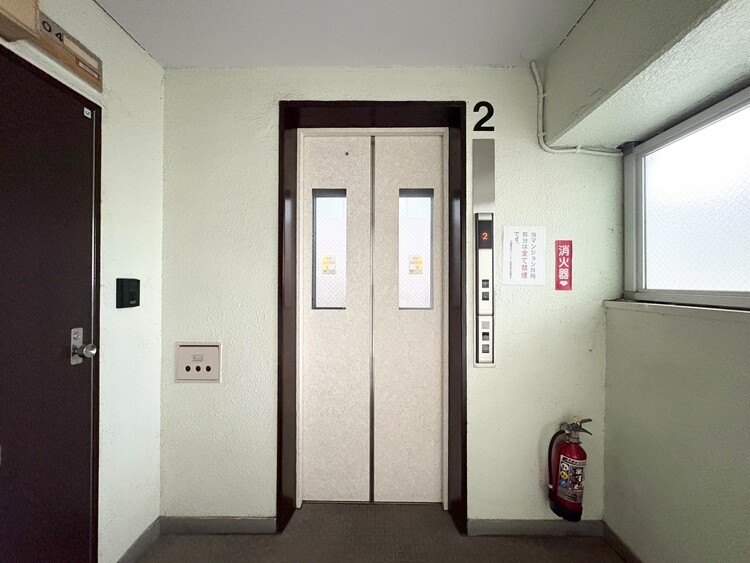 その他 エレベーター完備のため荷物が多くなっても安心。