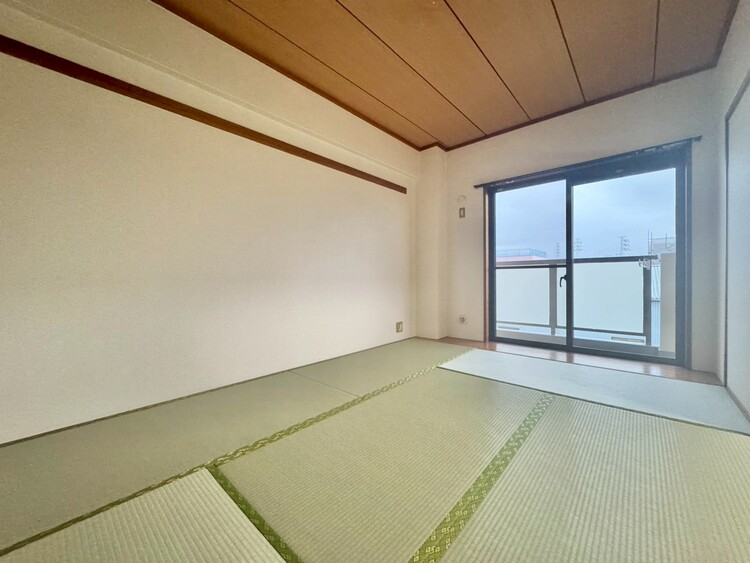 その他 清かで艶やかな時間をもたらしてくれる室内です。