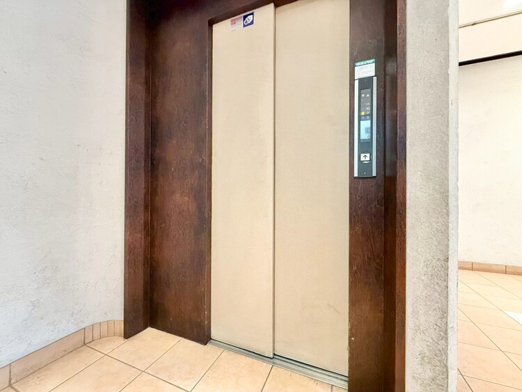 その他 エレベーター完備のため荷物が多くなっても安心。