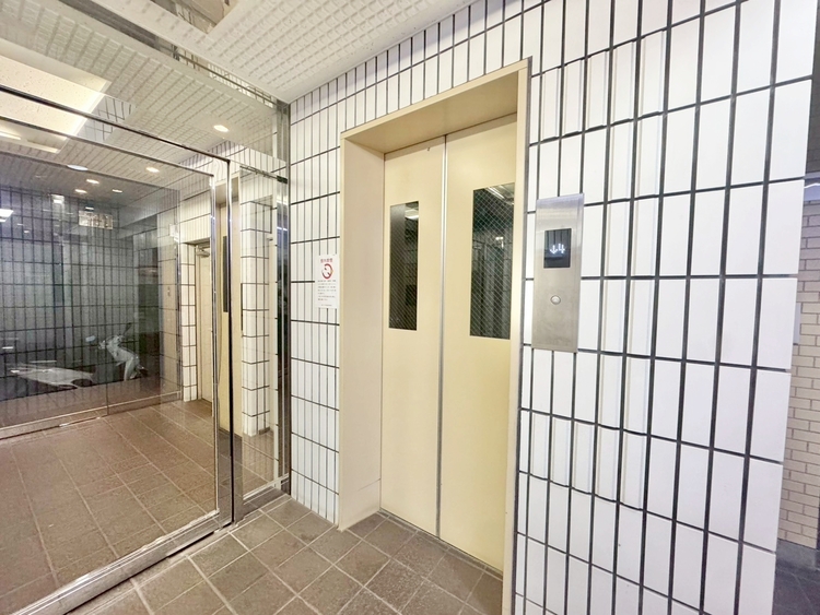 その他 エレベーター完備のため荷物が多くなっても安心。
