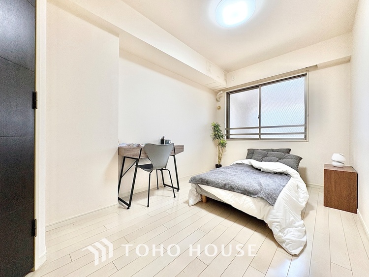 内装 ◆子供部屋◆冷涼な風、そよぐリビング。だんらんの場所はここから始まり、ここで終わる。家族の笑顔が集う素敵な場所だから、こだわり抜いた思いが詰まっているのだと思う。