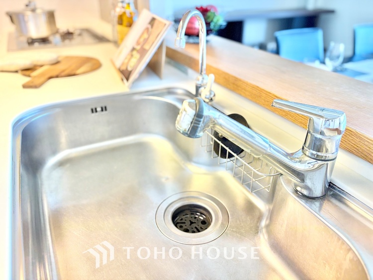 キッチン ◆愛育◆キッチンは家族の絆を育む大切な空間。シンプルで使い易いSystemKitchenで愉しく作る料理は愛情のある美味しいご馳走に。