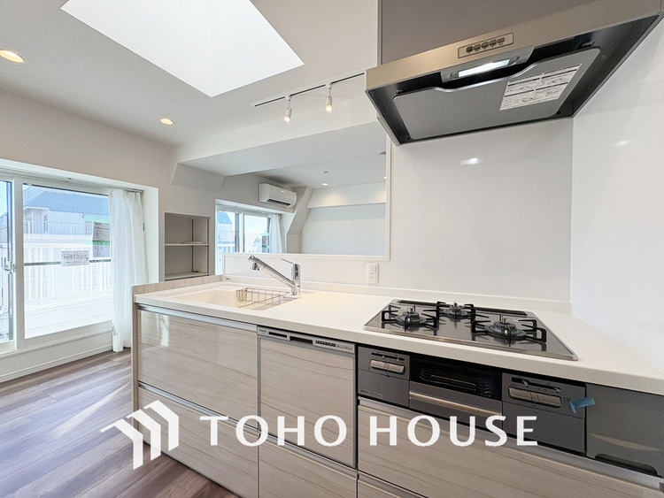 キッチン デザインと機能性を兼ね備えたシステムキッチン