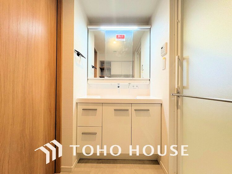 洗面 清潔感のある脱衣場