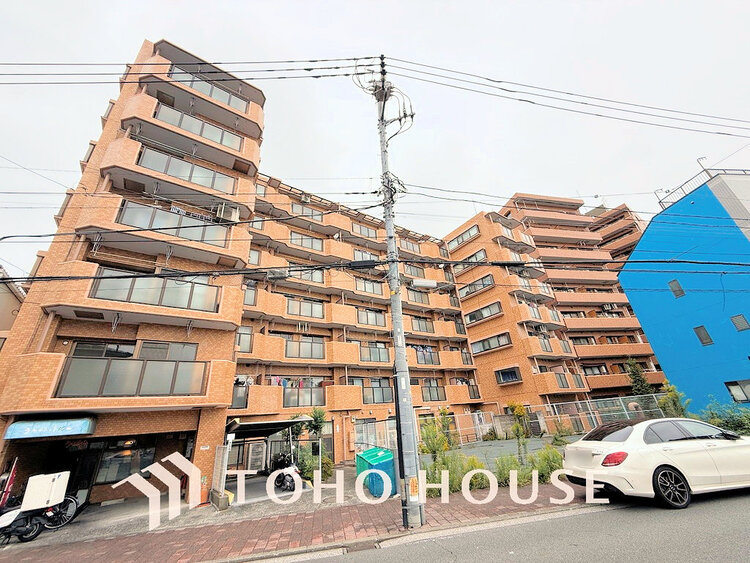 外観 〜「井土ヶ谷」駅徒歩4分の好立地〜南東向きのため陽当たり良好〜リフォーム済み3LDK〜