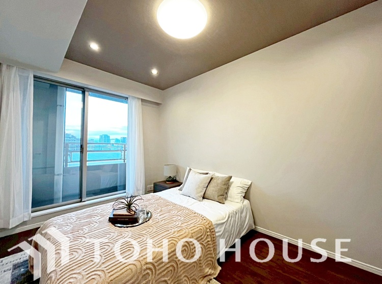 内装 【ROOM】感性を育むプライベートルームはシンプルでスマートな空間。