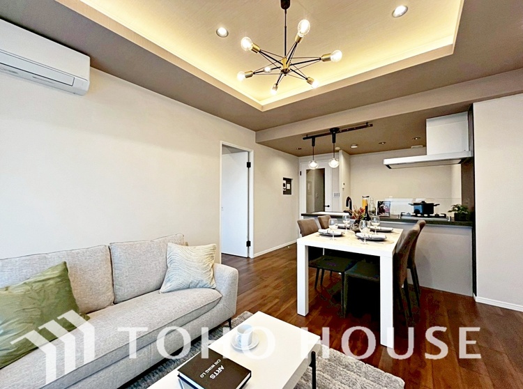 内装 叶えたかったのは落ち着きのあるナチュラルな風合い、そして開放感があるリビング。