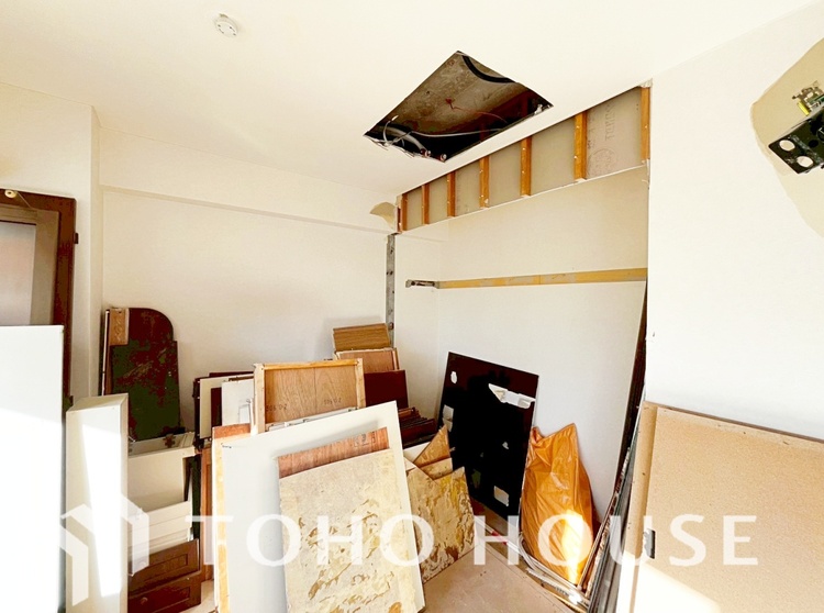 内装 【改装中】【ROOM】感性を育むプライベートルームはシンプルでスマートな空間。