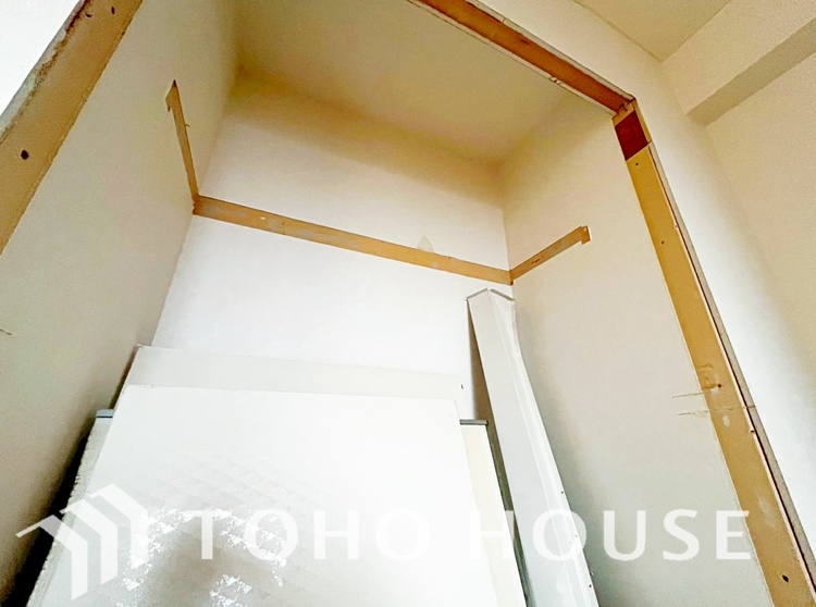 内装 【改装中】◆瀟洒な空間◆落ち着きのある彩が見事に調和させた瀟洒な空間を演出。ここに集まる家族の会話と笑顔が絶え間なく続く幸せな空間。