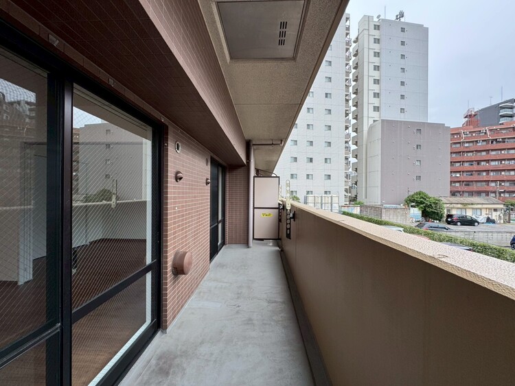 その他 朝の澄んだ空気や、夕方に吹く清々しい風を感じられるバルコニー。