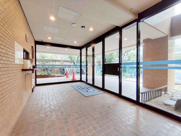 その他 館内は静寂な中が保たれており、管理が行き届いている印象を受けました。