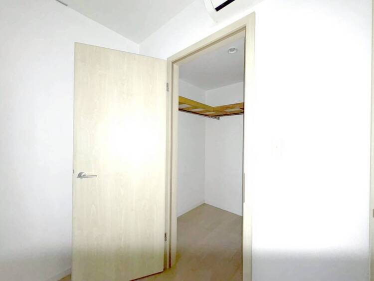 その他 収納スペースが付いていて、お部屋を広く使っていただけます。