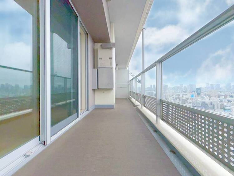 その他 朝の澄んだ空気や、夕方に吹く清々しい風を感じられるバルコニー。