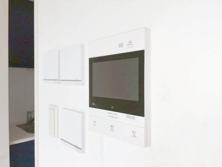 その他 誰が来てもわかる様にモニター付きインターホンを設置。