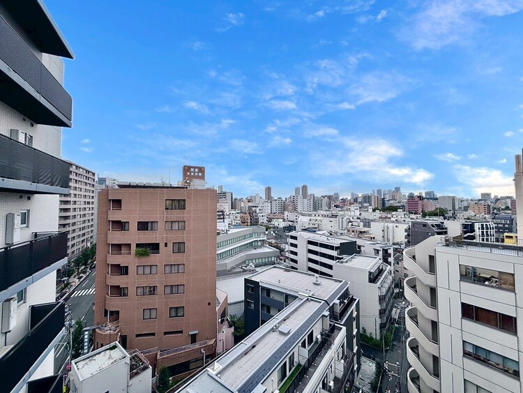 その他 眺望や窓からの景色が良いと、家で過ごす時間も快適です。