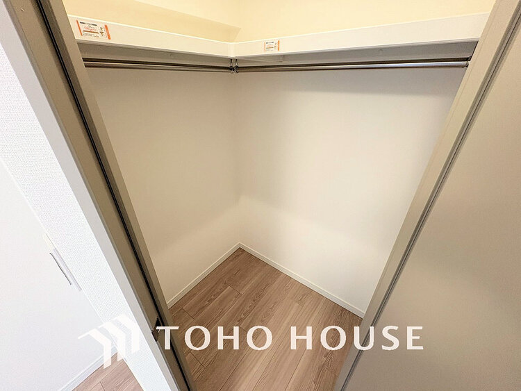 収納 沢山のお洋服を綺麗に収納できる「ウォークインクローゼット」