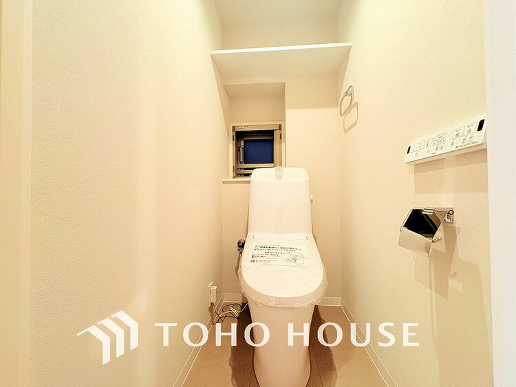 トイレ トイレには快適な温水洗浄便座付