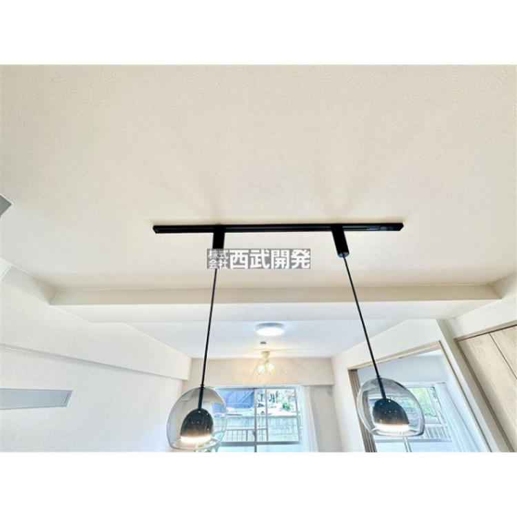 設備 ペンダントライト付き