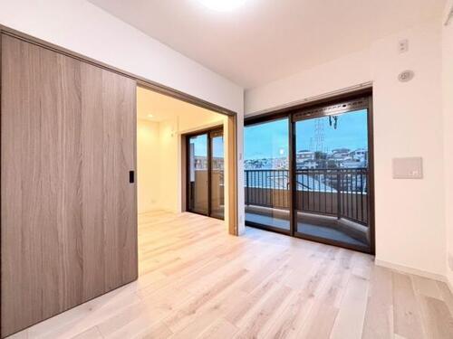 ライオンズマンション岸根公園の物件画像